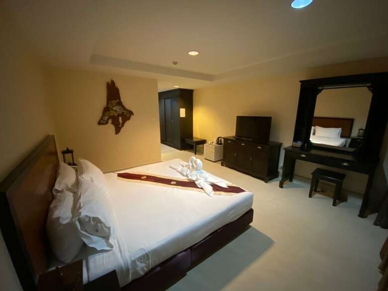 Rayong Lanna Hotel
