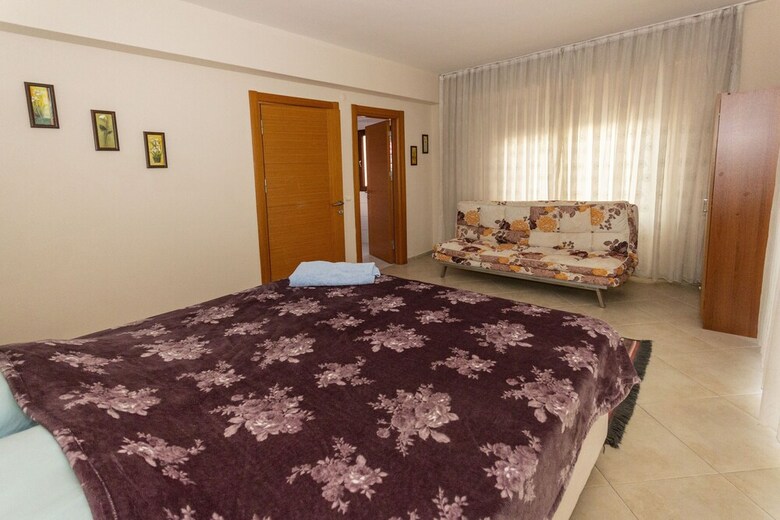 Paradise Town - Villa Family