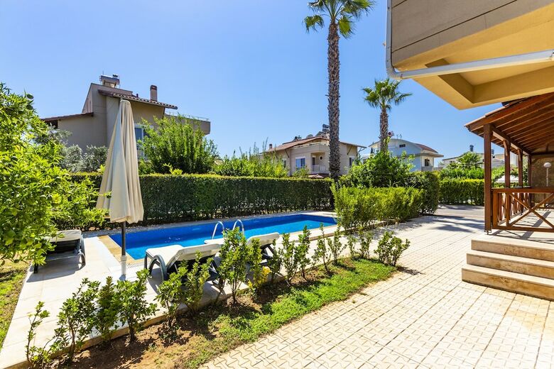 Paradise Town - Villa Gordon