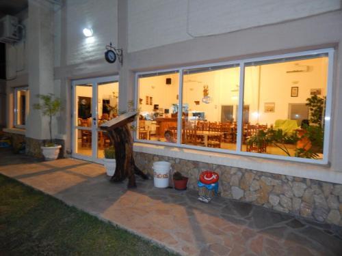 Lodge Caba�as Mer-edith Apart Hotel