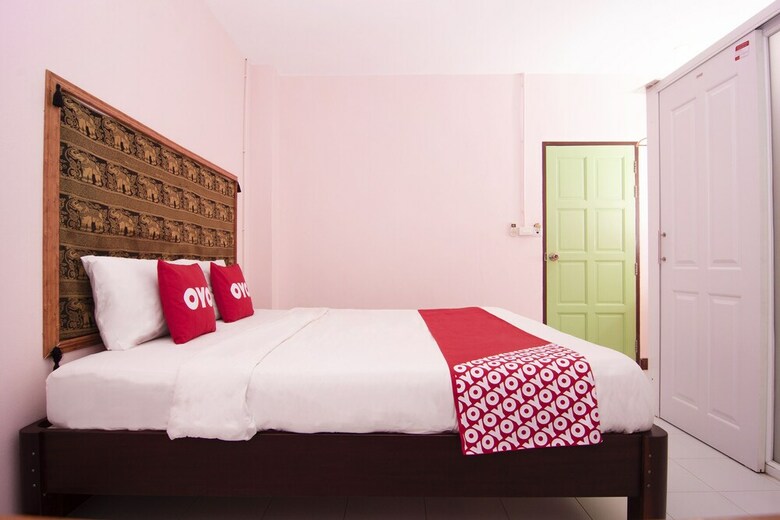 Hotel Oyo Baan Taklom Chomtalay