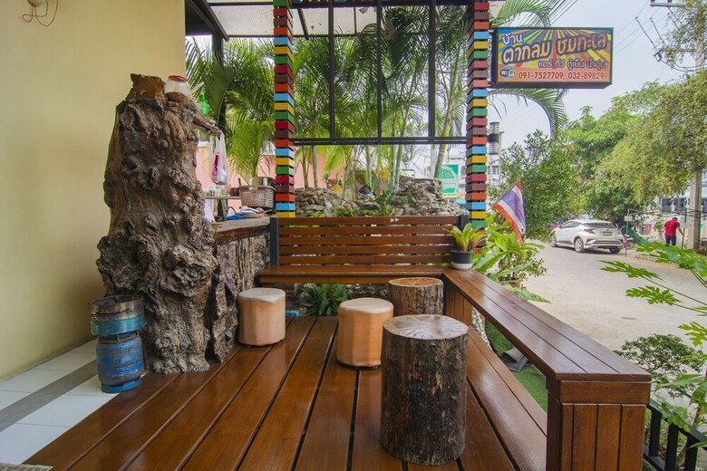 Hotel Oyo Baan Taklom Chomtalay