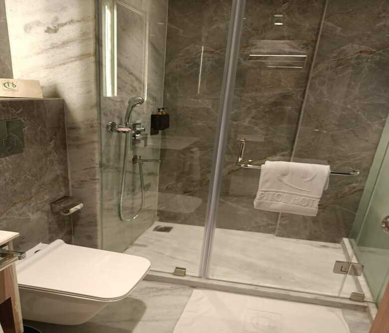 Hotel Capitol Residency