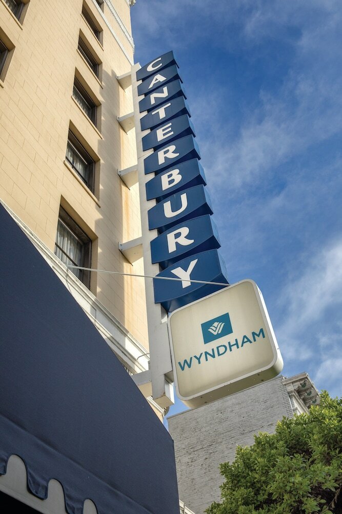 Hotel Club Wyndham Canterbury