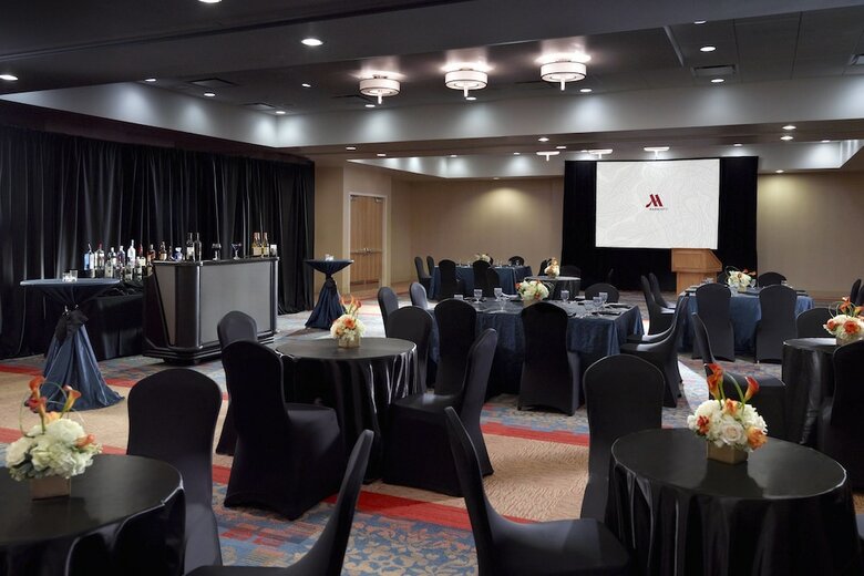 Hotel Des Moines Marriott Downtown