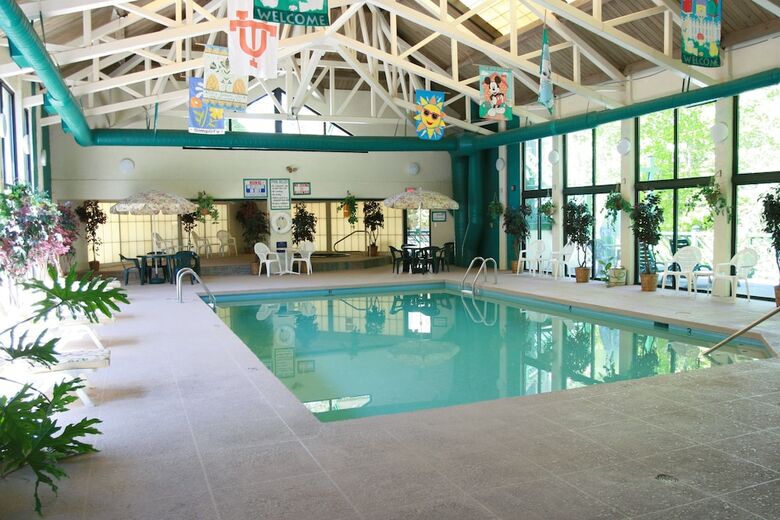 Hotel Laurel Point Resort By Capital Vacations