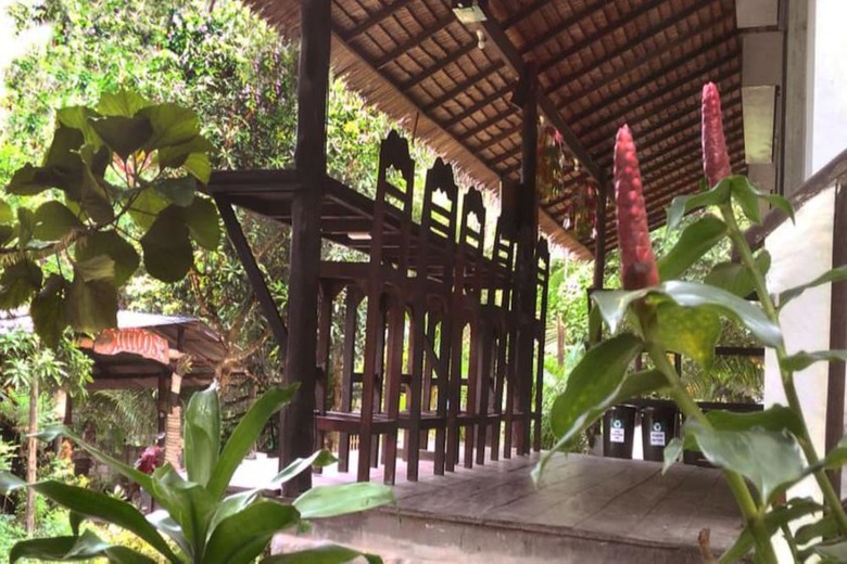 Hotel Flower Power Village