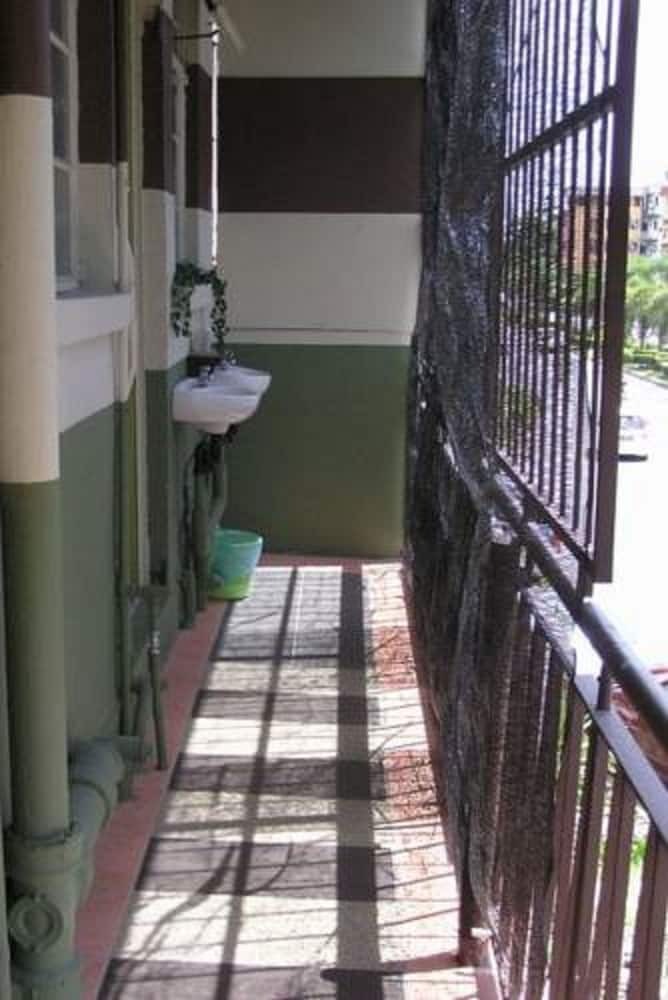 Hostal Borneo Backpackers