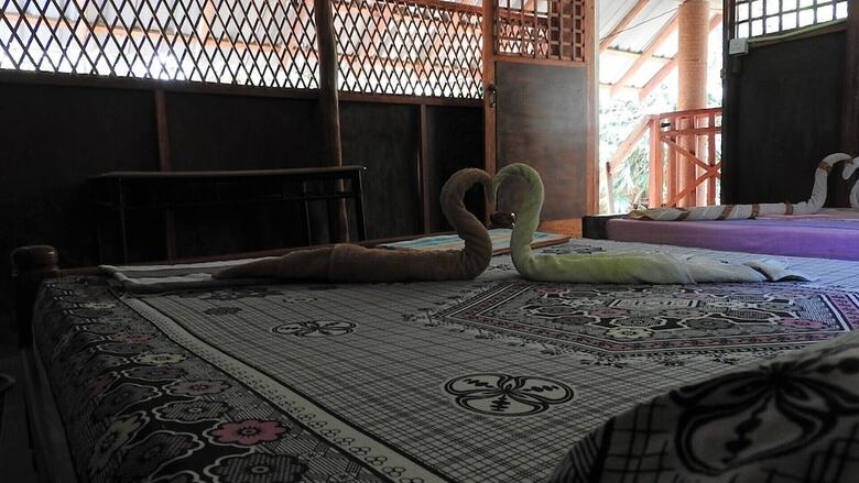 Hotel Riverside Cabana Yala