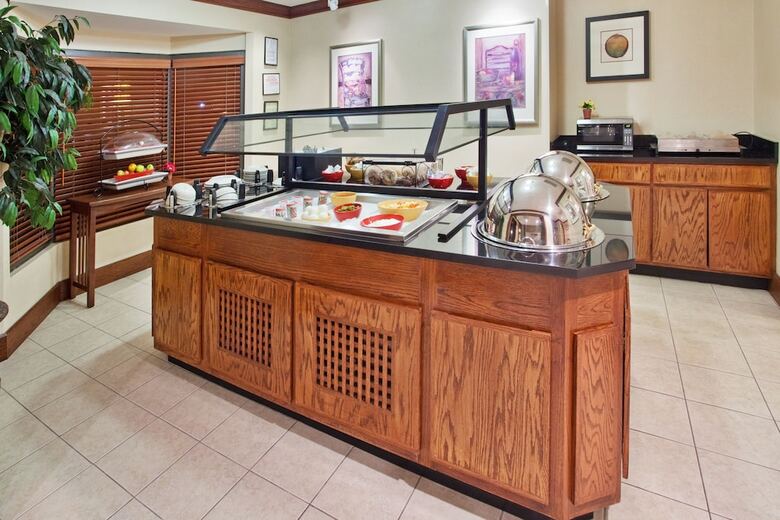 Hotel Staybridge Suites Columbus Ft. Benning