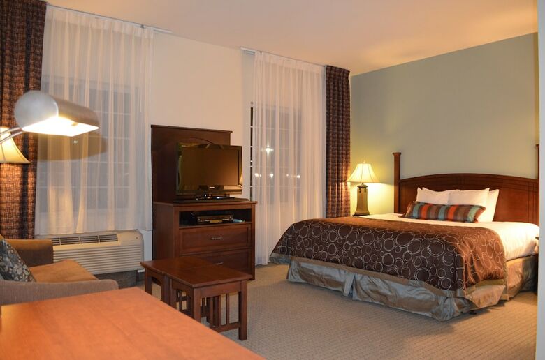Hotel Staybridge Suites Columbus Ft. Benning