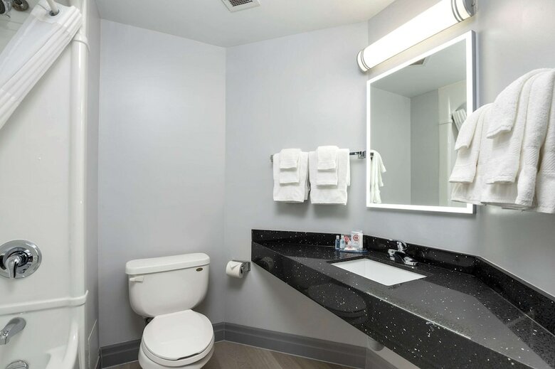 Motel 6 - Niagara Falls, Ontario