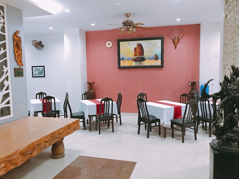 Golden Star Hotel