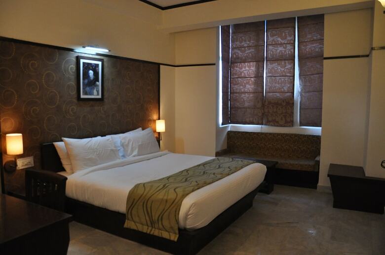 Hotel Krishna Sagar Nh24