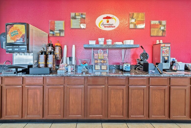 Motel Super 8 By Wyndham Waco/mall Area Tx