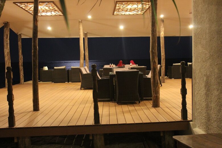 Hotel Zawadi Beach Villas