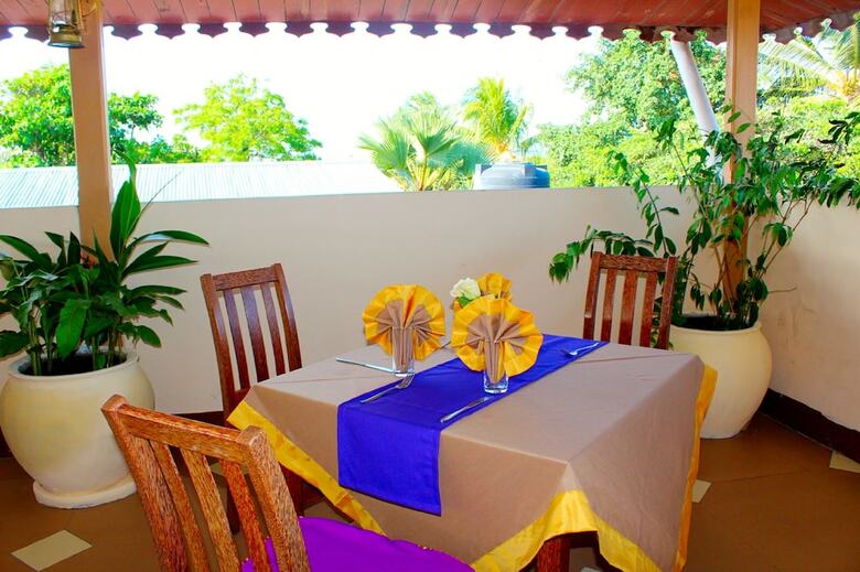 The Island Town Hotel - Adults Only