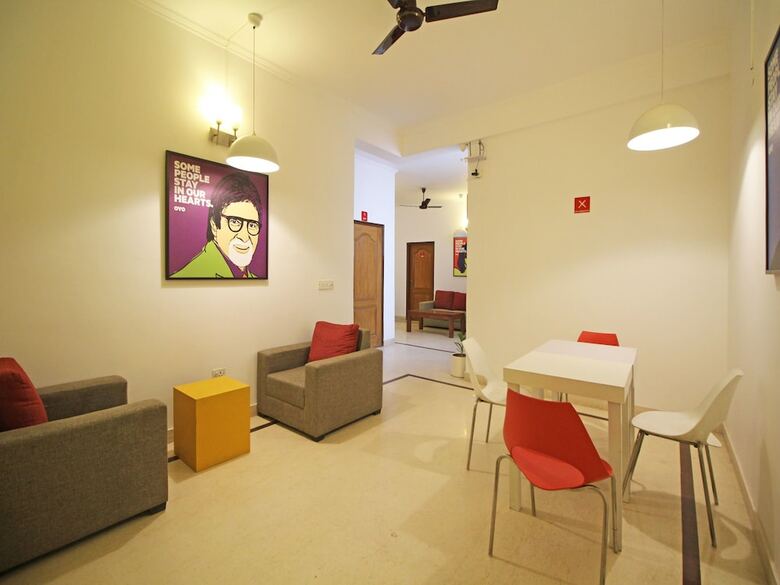 Hotel Oyo Flagship 592 Hauz Khas Village