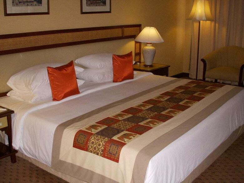 Chiang Mai Plaza Hotel