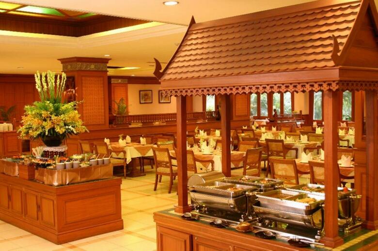 Chiang Mai Plaza Hotel