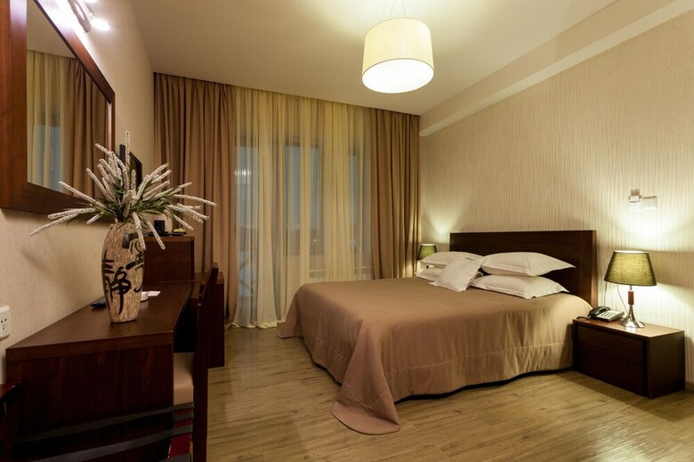 Hotel And Spa Crystal