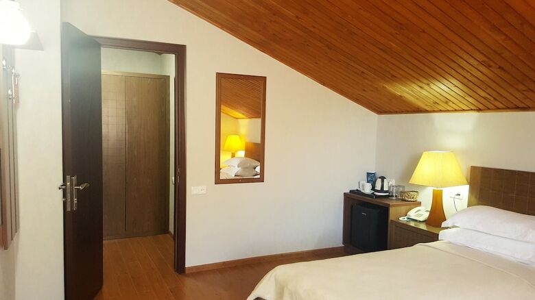 Hotel Crystal
