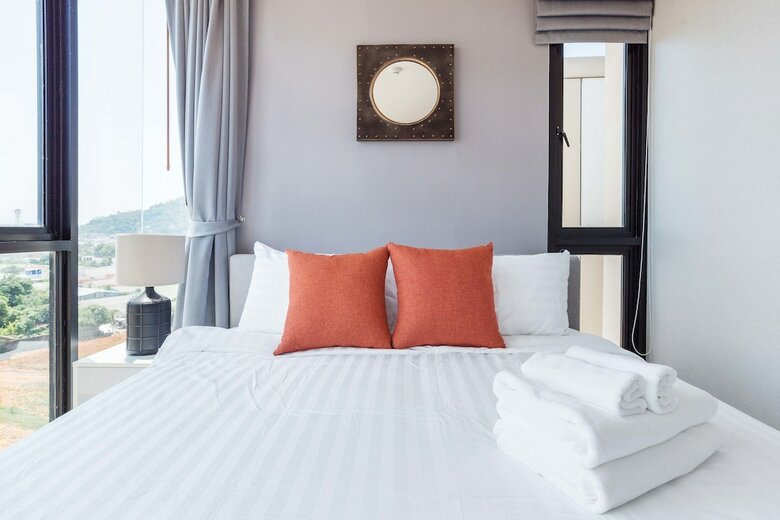 The Base Uptown By Favstay