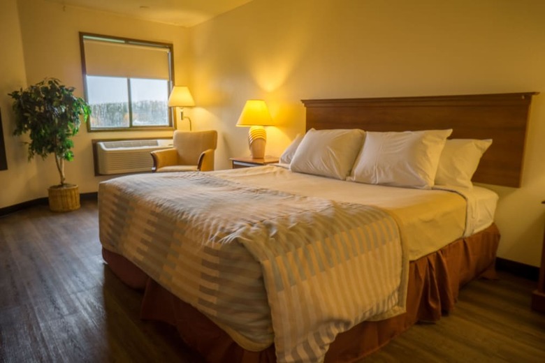 Hotel Sunnyside Inn & Suites