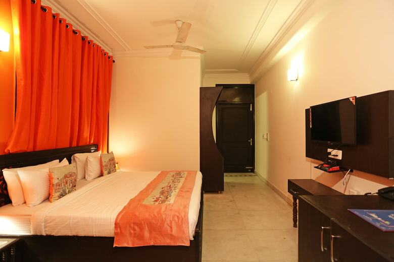 Hotel Oyo Flagship 520 Mg Road Metro Station