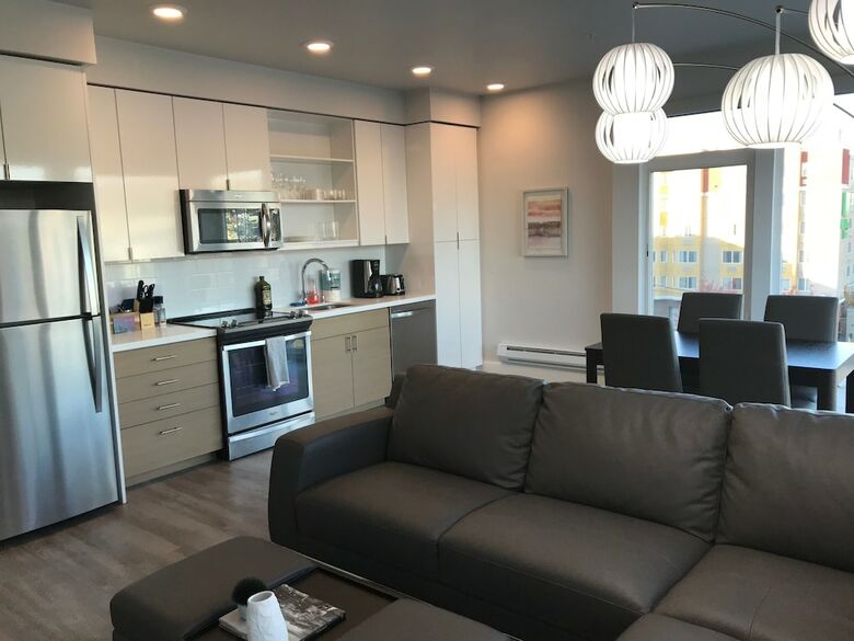 Domicile Suites At Mark On 8th