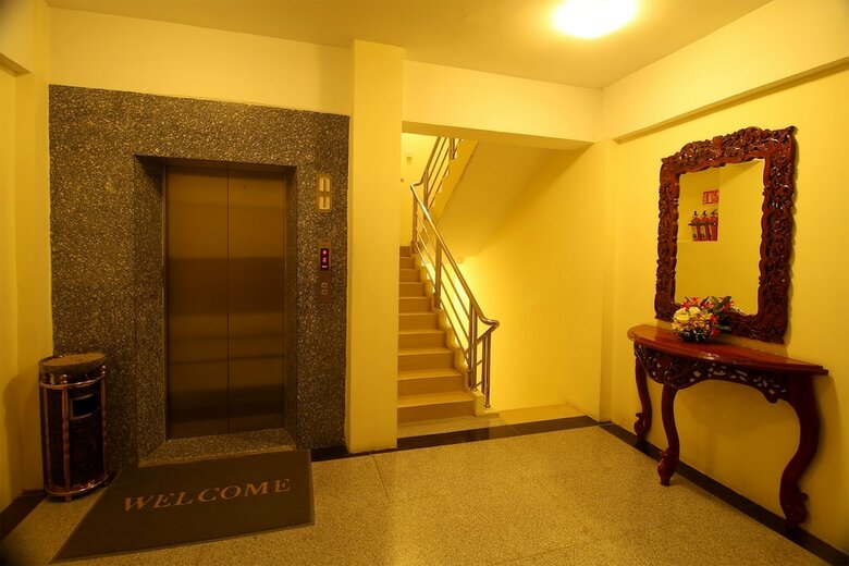 Shwe Htee Hotel