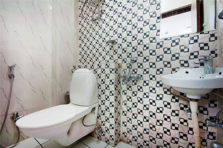 Hotel Charan Pahari