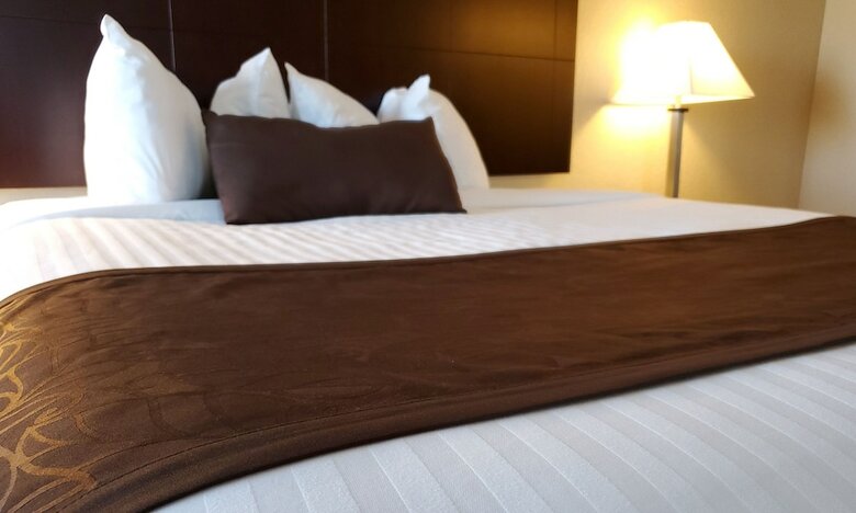 Hotel Cobblestone Inn & Suites - Maryville