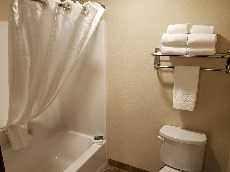 Hotel Cobblestone Inn & Suites - Maryville