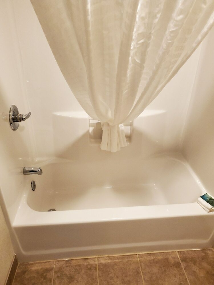 Hotel Cobblestone Inn & Suites - Maryville