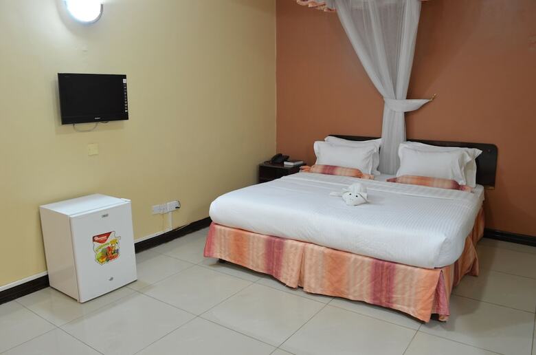 Royal City Hotel