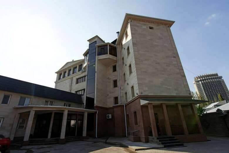 Hotel Alma