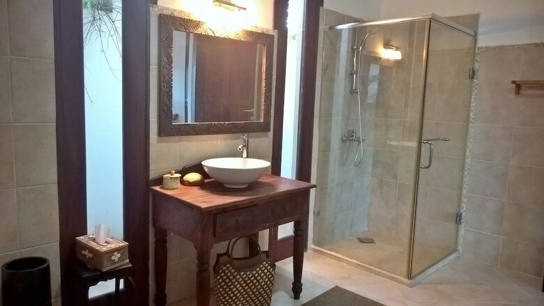 Bed & Breakfast Karabai Villa