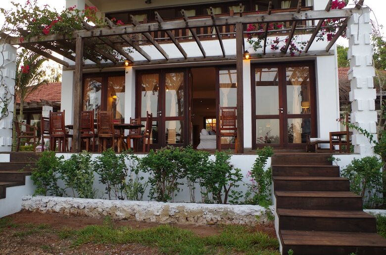 Bed & Breakfast Karabai Villa