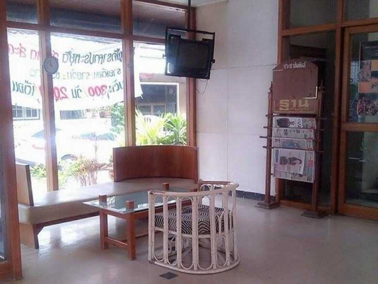 Petch Pailyn Hotel