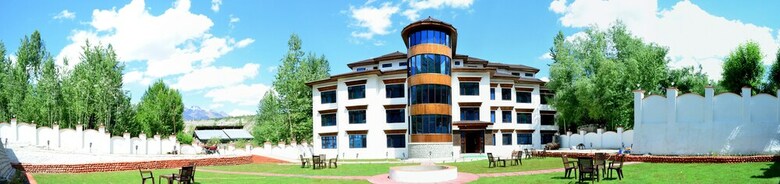 Hotel The Highland Mountain Resort & Spa