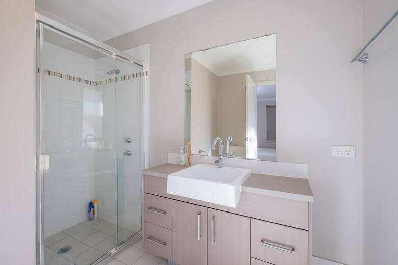 Hotel Getaway Holiday House Bankstown