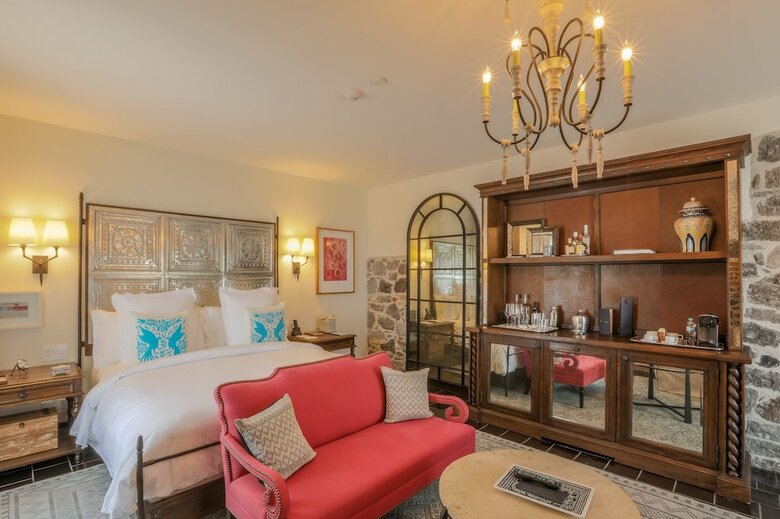 Azul Talavera Hotel