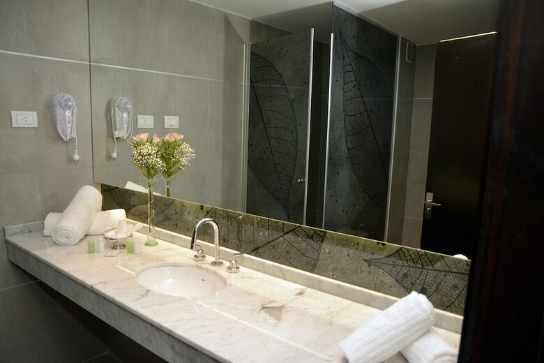 Hotel Howard Johnson By Wyndham Villa Carlos Paz
