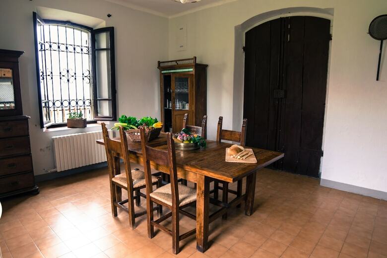 Antico Borgo Di Tabiano Castello