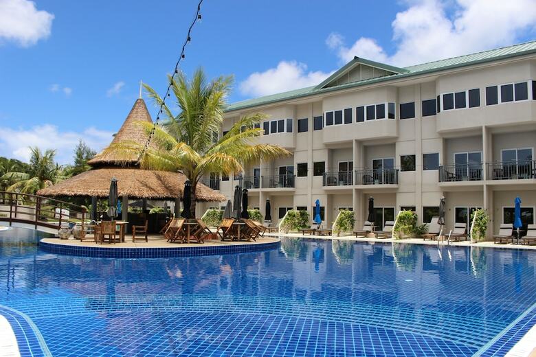 Hotel Cove Resort Palau