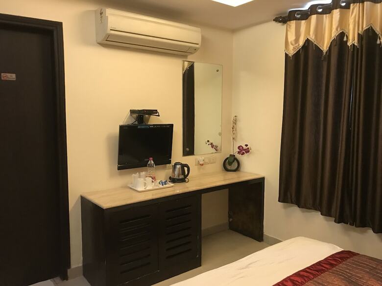 Hotel Nand Kartar Orchid Suites