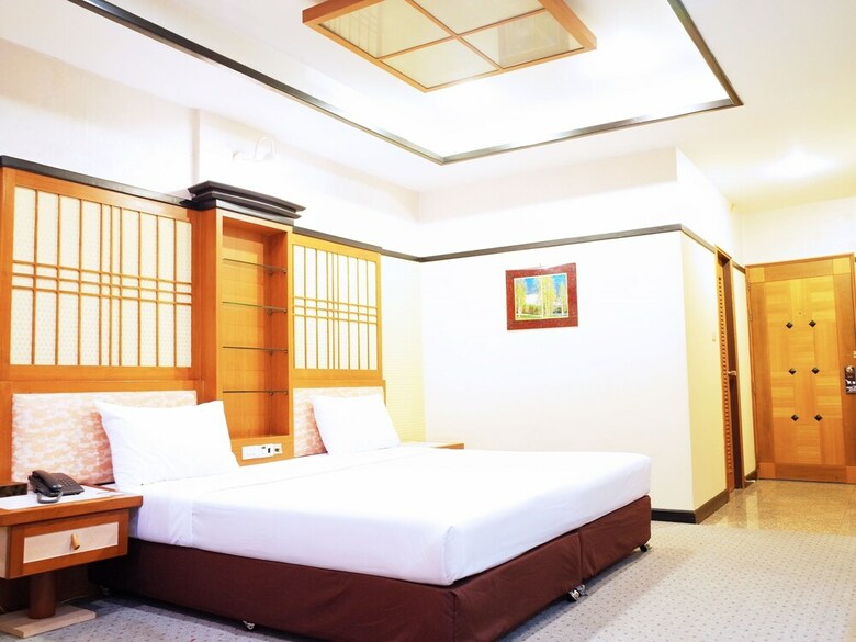 Hotel The Bavana Surawong Bangkok