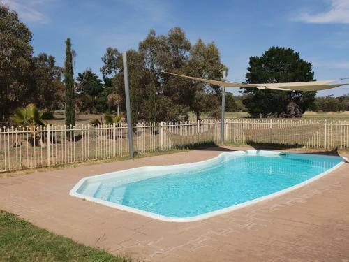 Barooga Golf View Motel