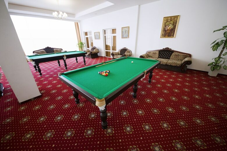 Hotel Sunmarinn Resort